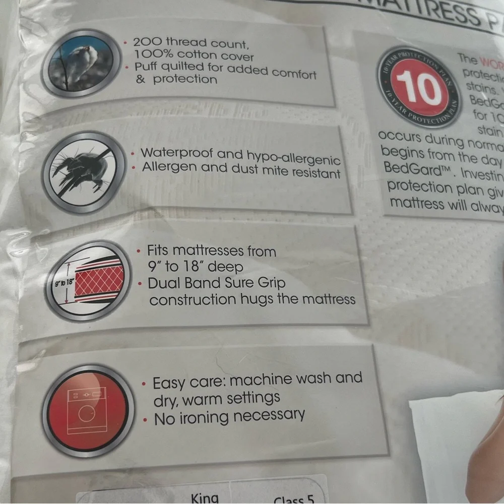KING WHITE 200 TC MATTRESS PAD NEW!